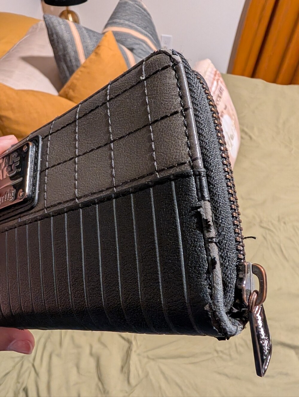 Used Star wars Kylo Ren Loungefly Bag - Picture 14 of 16